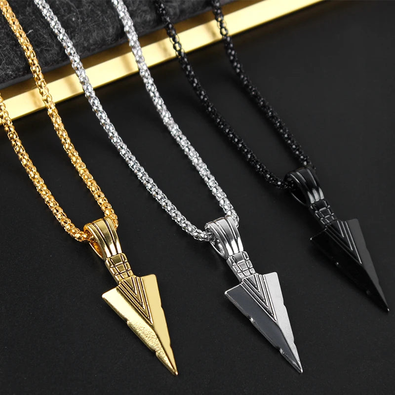 2022 Fashion Jewelry Black Gold Silver Color Arrow Head Pendant Long Chain Necklaces for Men jeweley gift wholesale hot sale.