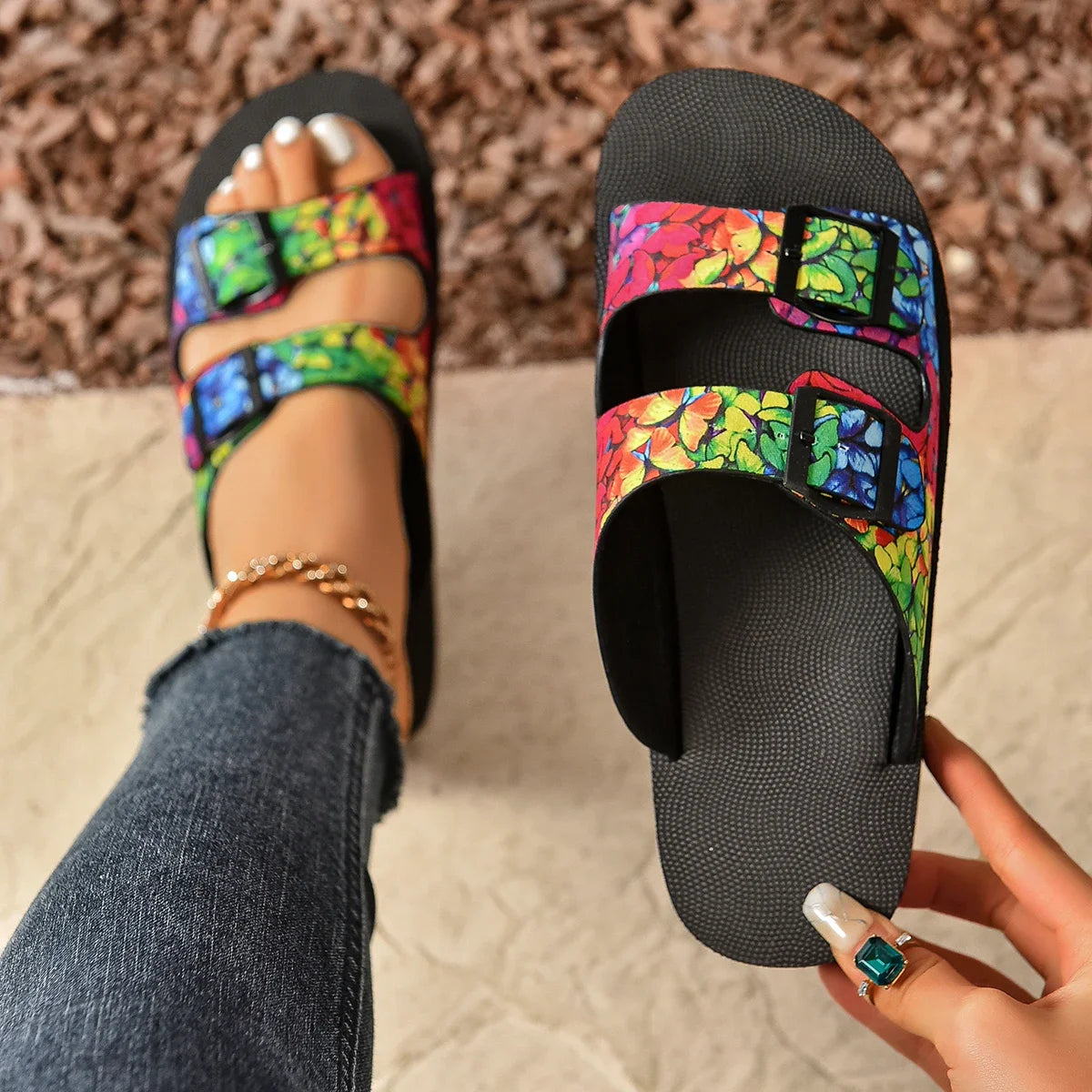 2024 Spring and Summer New plus Size Slippers Women's European and American Leisure Sandals Women.