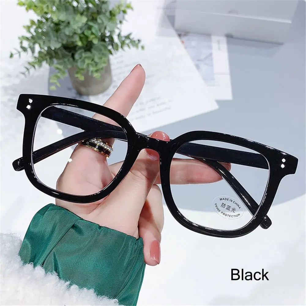 Trendy Retro Cat Eye Blue Light Blocking Glasses Unisex with UV Protection and Anti-Reflective Lenses