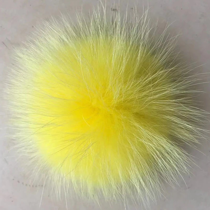 Luxurious DIY Natural Fox & Raccoon Fur Pompoms for Fashion Accessories - Perfect for Hats, Bags, Shoes, and Scarves.