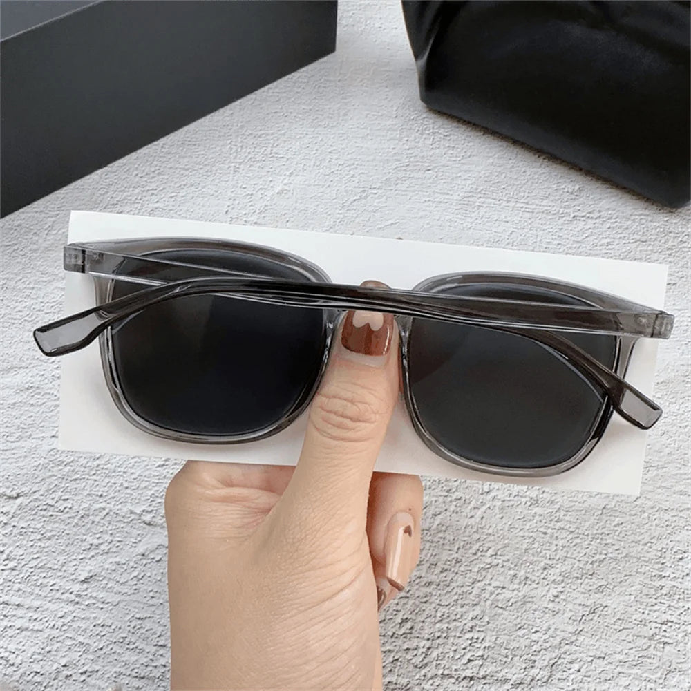 Stylish UV 400 Protective Brown Sunglasses with Black Frame for Men and Women - Classic Retro Fashion Eyewear