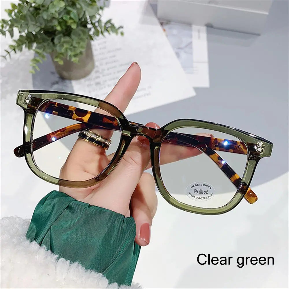 Trendy Retro Cat Eye Blue Light Blocking Glasses Unisex with UV Protection and Anti-Reflective Lenses