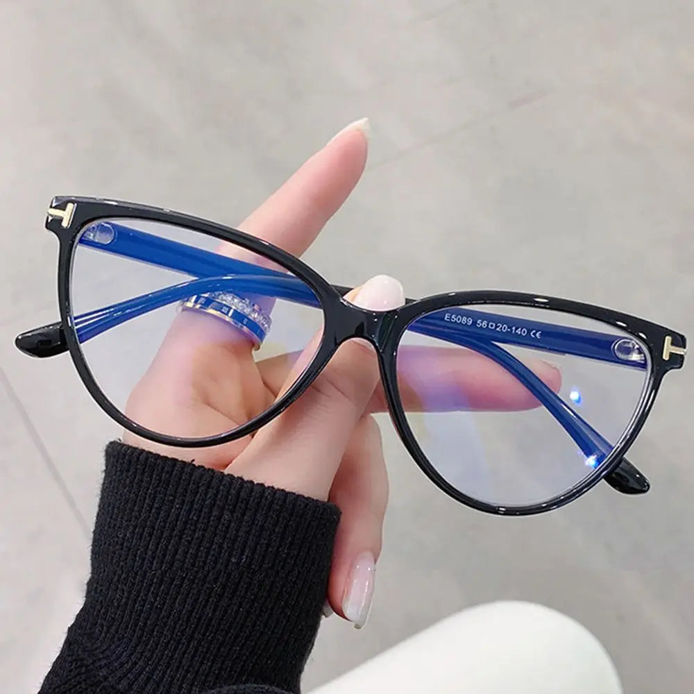 Trendy Retro Cat Eye Blue Light Blocking Glasses Unisex with UV Protection and Anti-Reflective Lenses.