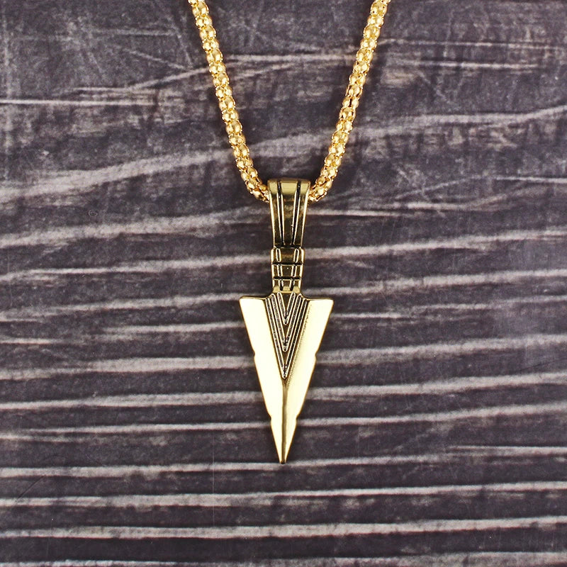 2022 Fashion Jewelry Black Gold Silver Color Arrow Head Pendant Long Chain Necklaces for Men jeweley gift wholesale hot sale.