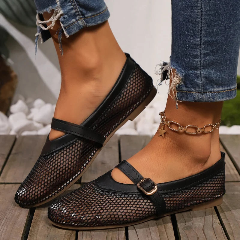 2024 Summer Luxury Sandals Sale of Women's Shoes Clear Heels All-Match Large Size Fashion New Low Comfort Girls Big Flat Rubber.